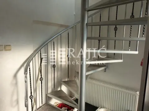 Rent, house, 240m², Zvezdara Sve Podlokacije, Beograd - image 16