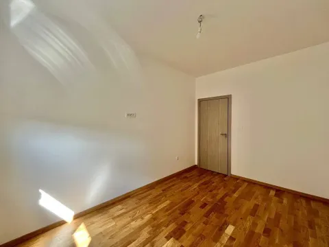 Sale, one bedroom apartment, 46m², Bečići, Budva - image 4