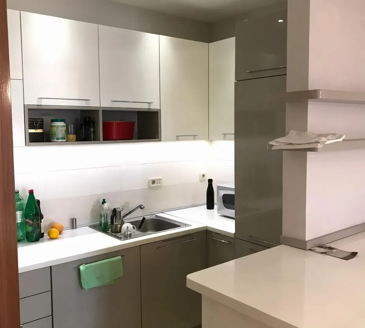 Prodaja, dvosoban stan, 79m², Centar, Podgorica