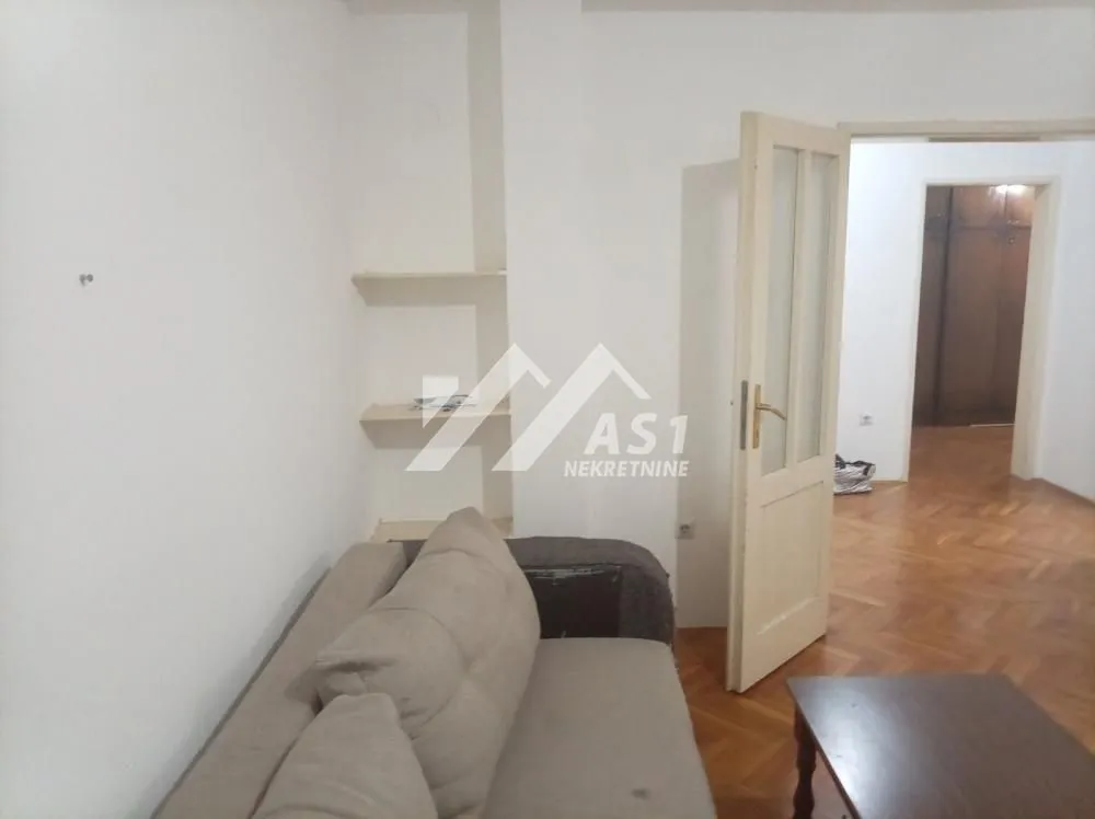 Izdavanje, dvosoban stan, 53m², Grbavica, Novi Sad Sve Podlokacije