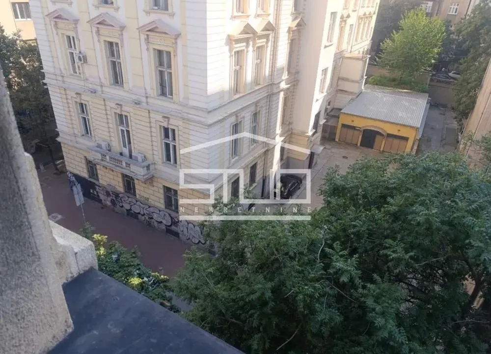 Prodaja, dvosoban stan, 77m², Stari Grad, Beograd