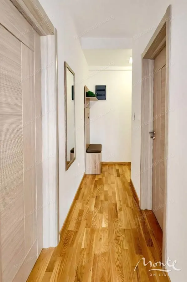 Prodaja, dvosoban stan, 48m², Bečići, Budva