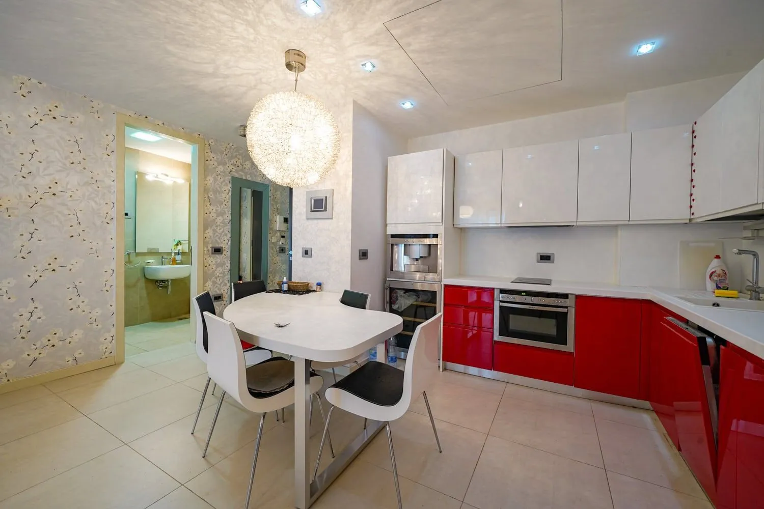 Prodaja, stan, 94m², Budva, Crna Gora