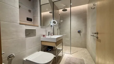 Prodaja, trosoban stan, 110m², Porto Montenegro, Tivat - image 4
