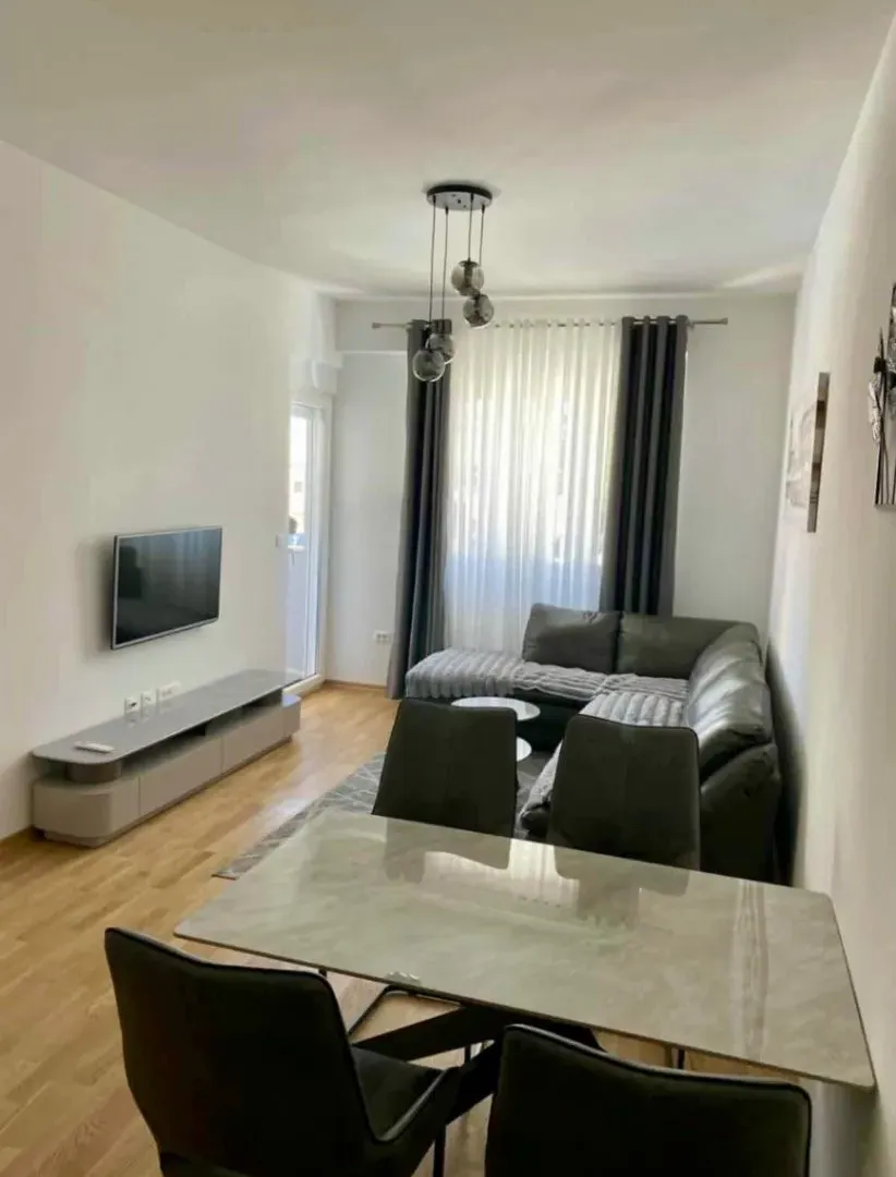 Izdavanje, jednosoban stan, 45m², Zabjelo, Podgorica