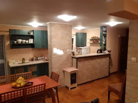 Prodaja, stan, 89m², Centar, Budva - image 3