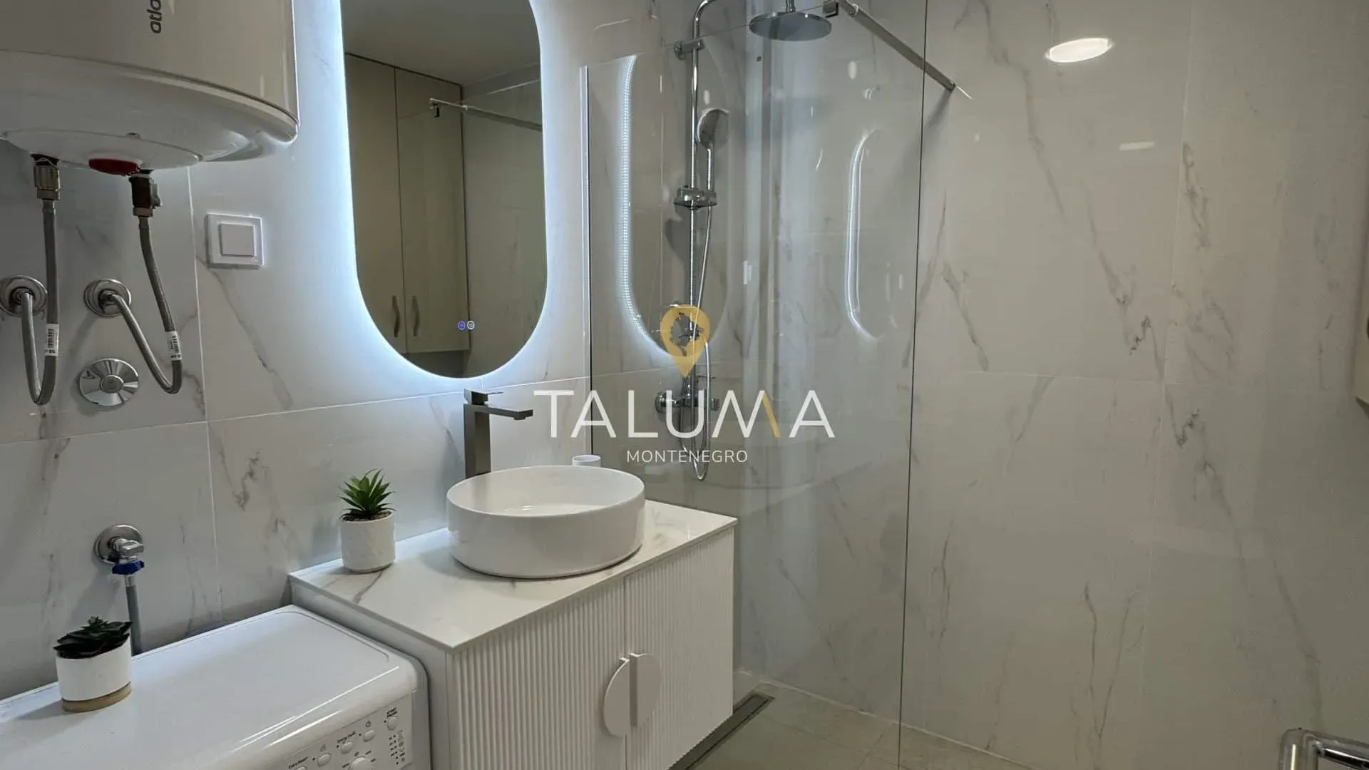 Prodaja, dvosoban stan, 74m², Bečići, Budva