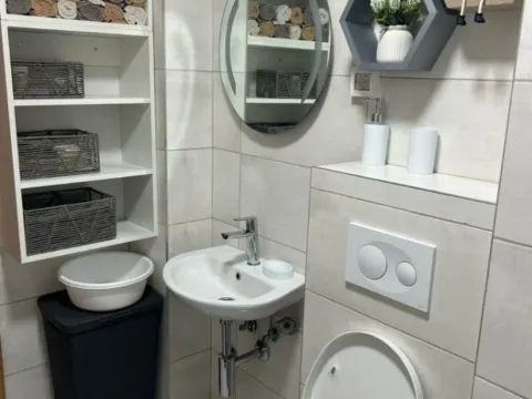 Izdavanje, jednosoban stan, 40m², Zabjelo, Podgorica - image 10