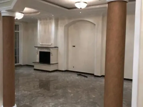 Izdavanje, kuća, 500m², Čukarica, Beograd - image 5