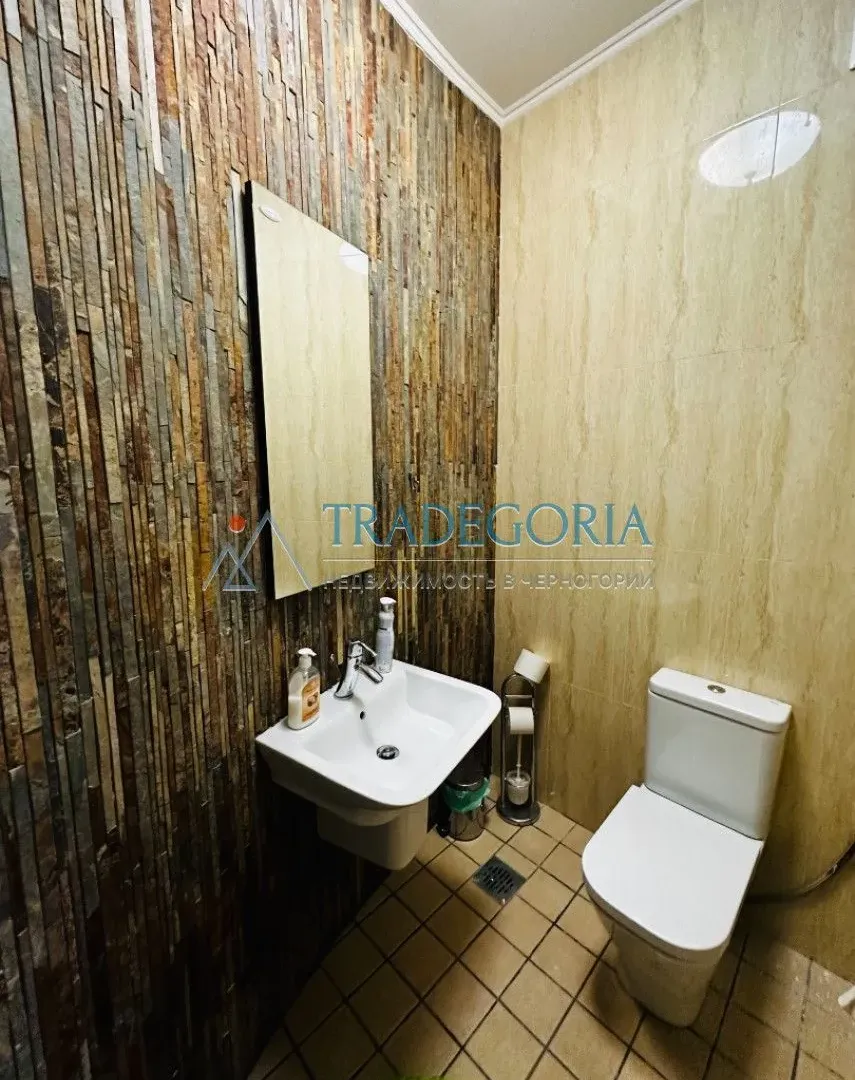 Sale, house, 859m², Dobra Voda, Bar