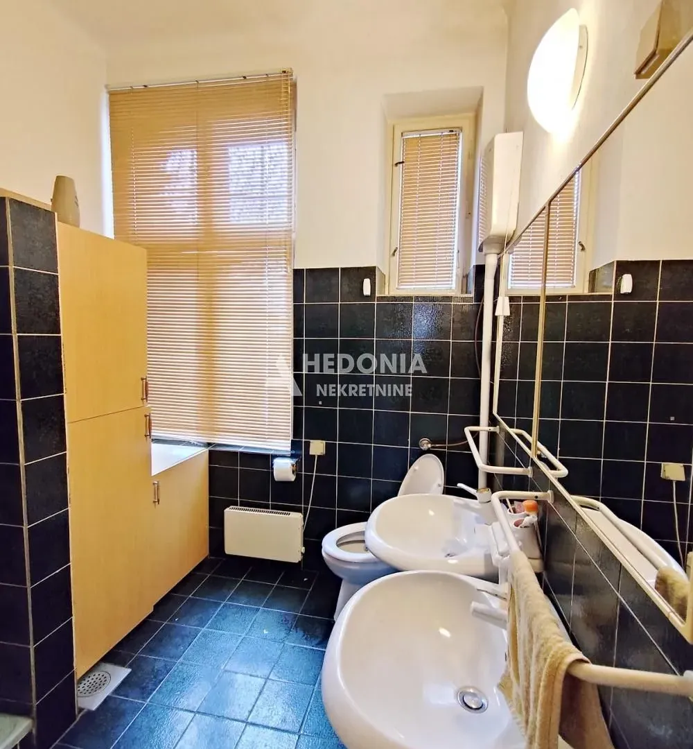 Rent, office space, 60m², Zemun Centar, Zemun Sve Podlokacije