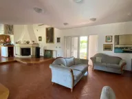 Izdavanje, kuća, 400m², Donja Gorica, Podgorica - image 6