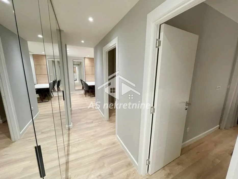 Rent, three bedroom apartment, 63m², Voždovac Sve Podlokacije, Beograd