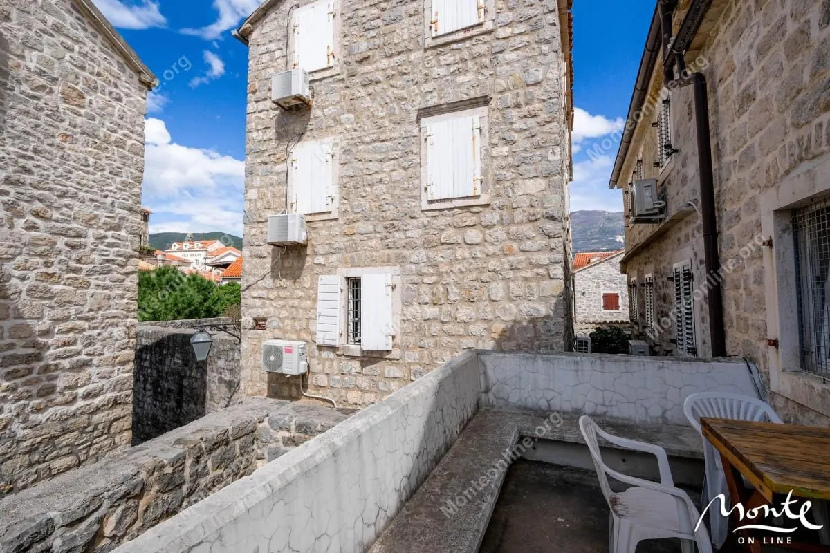 Sale, house, 91m², Stari Grad, Budva
