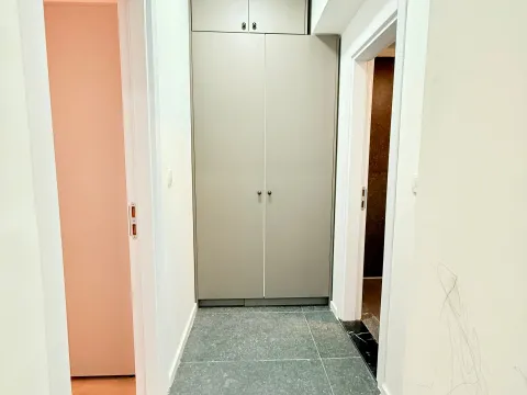 Rent, two bedroom apartment, 80m², Vezirov Most, Podgorica - image 7