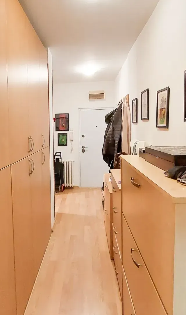 Prodaja, trosoban stan, 85m², Aleksinac, Niš