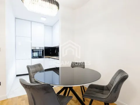 Izdavanje, trosoban stan, 130m², Nova Dalmatinska, Podgorica - image 4