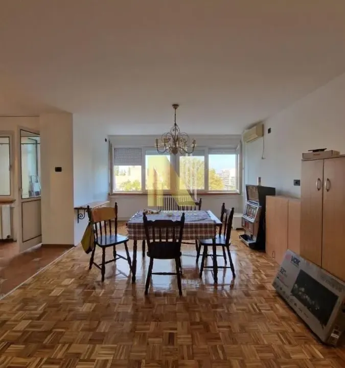 Izdavanje, trosoban stan, 72m², Liman 3, Novi Sad Sve Podlokacije