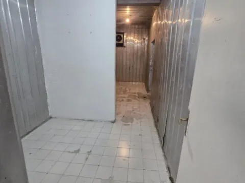 Izdavanje, poslovni prostor, 200m², Dajbabe, Podgorica - image 9