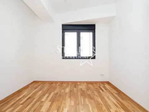 Izdavanje, dvosoban stan, 64m², Zagorič, Podgorica - image 5