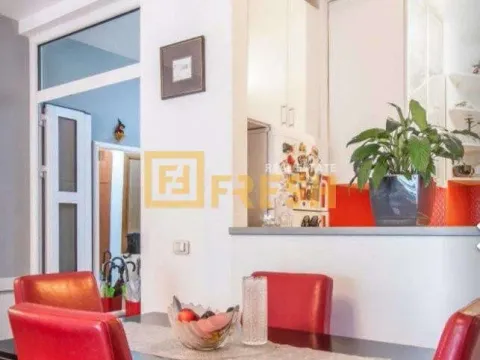 Sale, two bedroom apartment, 106m², Tivat, Crna Gora - image 5