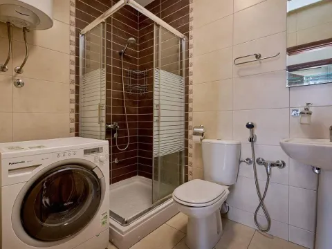 Sale, two bedroom apartment, 88m², Lazi, Budva - image 14