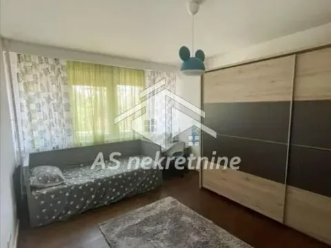 Izdavanje, trosoban stan, 82m², Novi Beograd Sve Podlokacije, Beograd - image 8