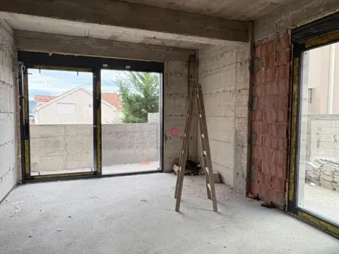 Prodaja, kuća, 300m², Tivat, Crna Gora - image 21