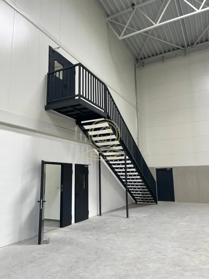 Rent, office space, 4600m², Nova Pazova, Stara Pazova