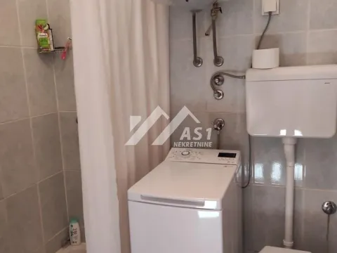 Rent, apartment, 28m², Bulevar Evrope, Novi Sad Sve Podlokacije - image 6