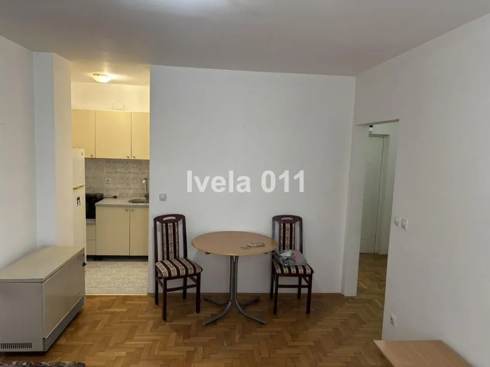 Prodaja, jednosoban stan, 36m², Vojvode Vlahovica, Beograd