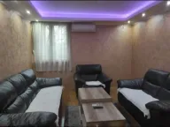 Prodaja, dvosoban stan, 61m², Blok 5, Podgorica - image 1