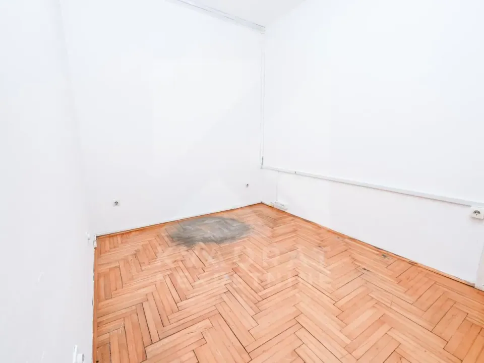 Rent, office space, 143m², Centar, Podgorica
