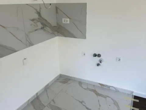 Rent, one bedroom apartment, 41m², Kod Capital Plaze, Podgorica - image 4
