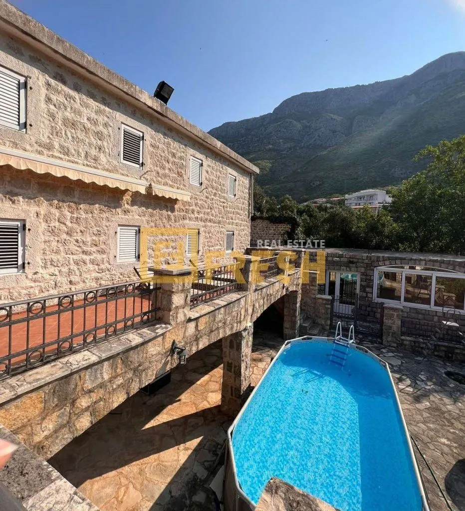 Prodaja, kuća, 300m², Budva, Crna Gora