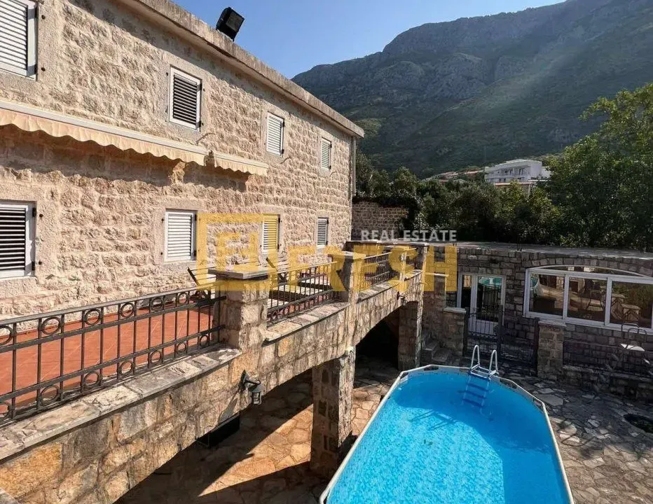 Prodaja, kuća, 300m², Budva, Crna Gora