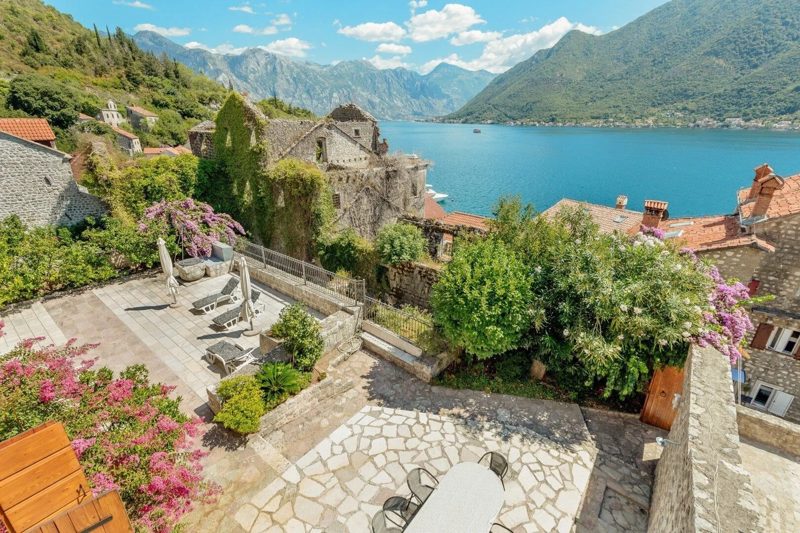 Sale, house, 484m², Perast, Kotor