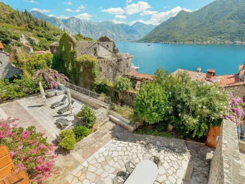 Sale, house, 484m², Perast, Kotor - image 4