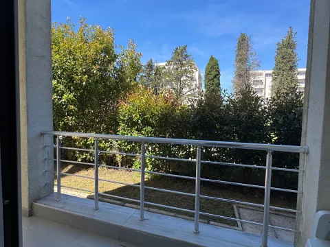 Sale, one bedroom apartment, 62m², Velika Plaža, Ulcinj - image 9