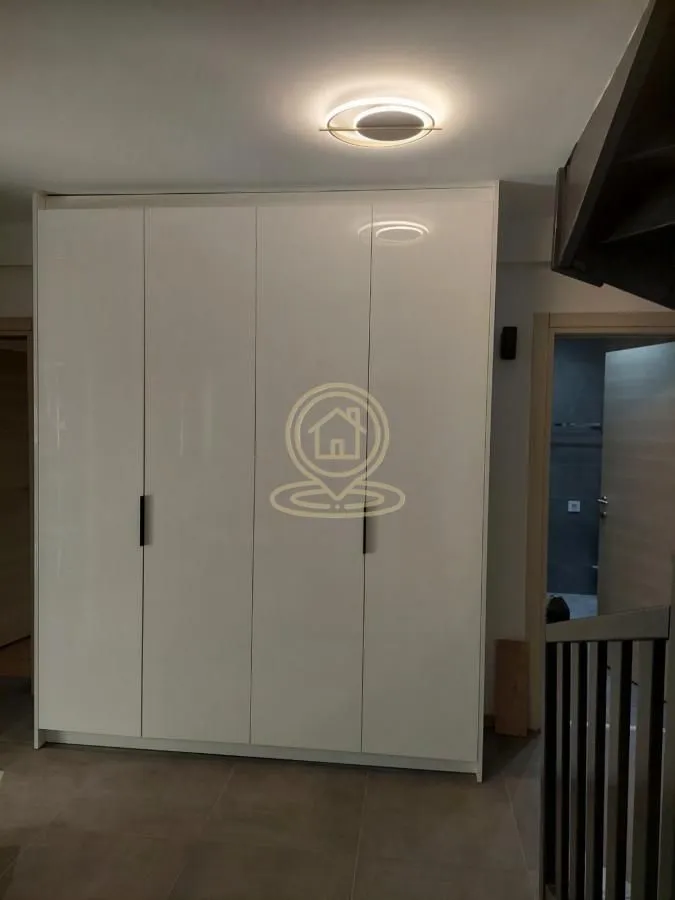 Izdavanje, poslovni prostor, 125m², Slavija, Vračar Sve Podlokacije