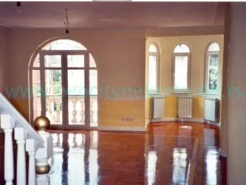 Prodaja, kuća, 350m², Centar Sve Podlokacije, Beograd - image 9