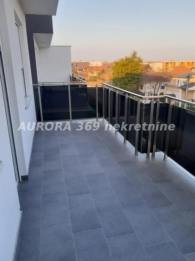 Izdavanje, garsonjera, 33m², Adice, Novi Sad Sve Podlokacije