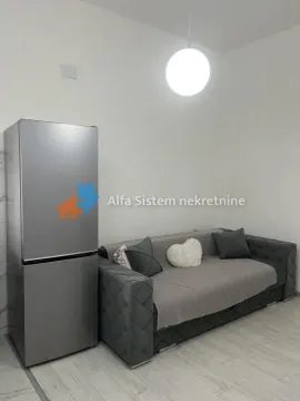 Rent, one bedroom apartment, 45m², Savski Venac, Beograd - image 10