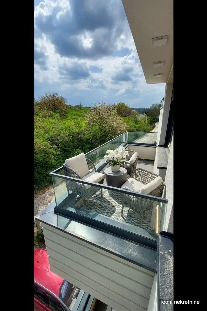 Prodaja, trosoban stan, 78m², Petrovaradin, Novi Sad