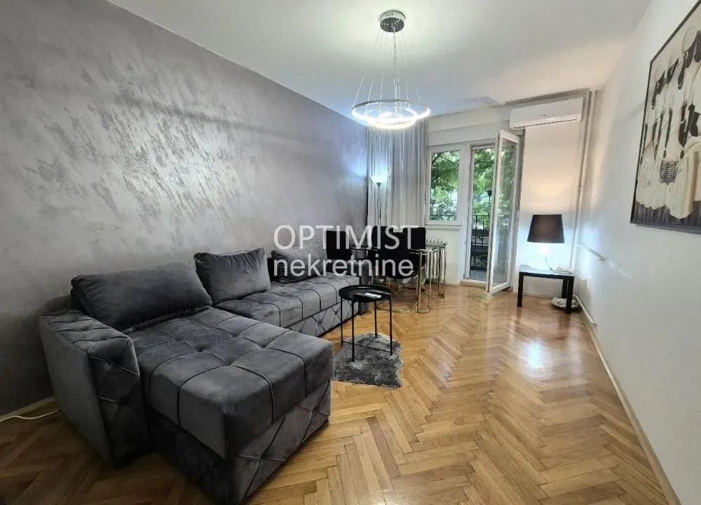 Rent, three bedroom apartment, 56m², Vračar Centar, Vračar Sve Podlokacije