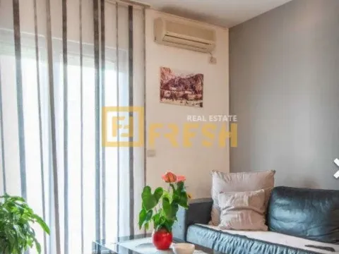 Sale, two bedroom apartment, 106m², Tivat, Crna Gora - image 2