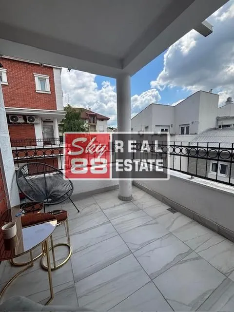 Sale, apartment, 140m², Savski Venac, Beograd