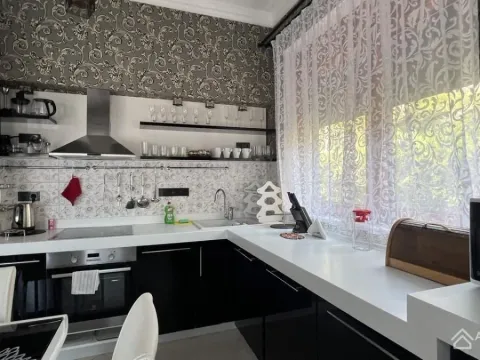 Prodaja, trosoban stan, 101m², Orahovac, Kotor - image 4