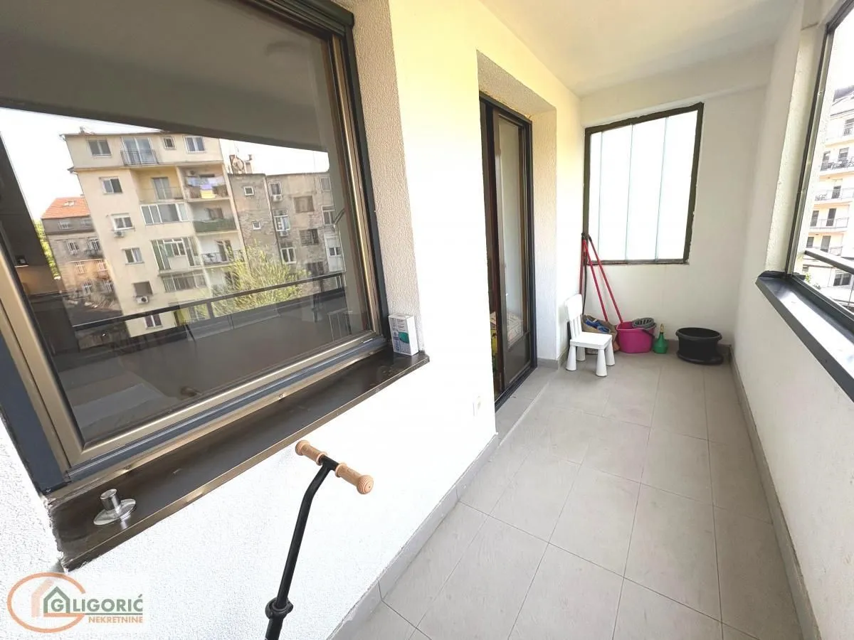 Prodaja, trosoban stan, 86m², Gundulićev Venac, Beograd