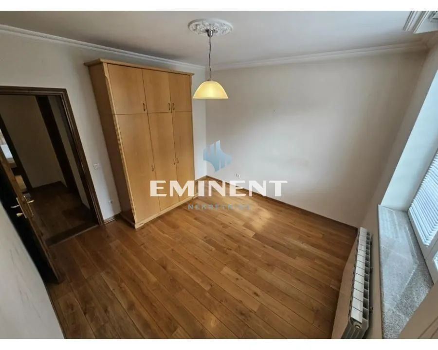 Rent, four bedroom apartment, 115m², Savski Venac, Beograd